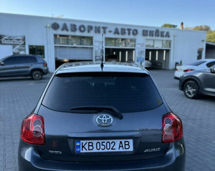 Серый Тойота Аурис, объемом двигателя 1.6 л и пробегом 242 тыс. км за 6500 $, фото 1 на Automoto.ua