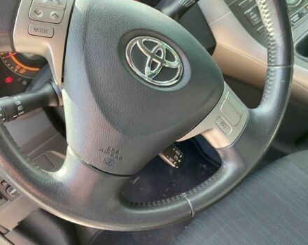 Серый Тойота Аурис, объемом двигателя 2 л и пробегом 196 тыс. км за 6000 $, фото 13 на Automoto.ua