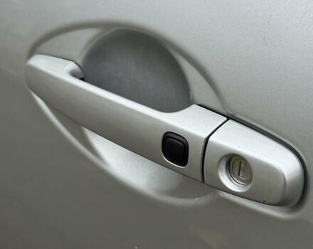 Серый Тойота Аурис, объемом двигателя 1.6 л и пробегом 200 тыс. км за 6499 $, фото 13 на Automoto.ua