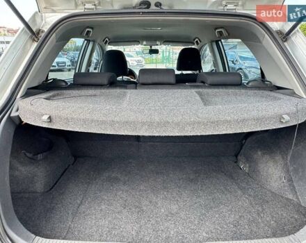 Сірий Тойота Ауріс, об'ємом двигуна 1.6 л та пробігом 90 тис. км за 7300 $, фото 24 на Automoto.ua