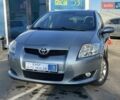 Серый Тойота Аурис, объемом двигателя 2 л и пробегом 251 тыс. км за 6390 $, фото 1 на Automoto.ua