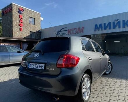 Серый Тойота Аурис, объемом двигателя 2 л и пробегом 284 тыс. км за 7000 $, фото 2 на Automoto.ua