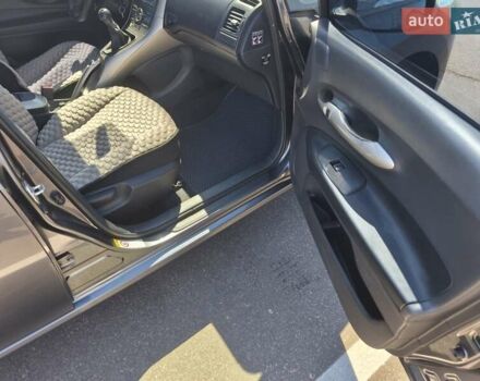 Сірий Тойота Ауріс, об'ємом двигуна 1.6 л та пробігом 250 тис. км за 6199 $, фото 17 на Automoto.ua