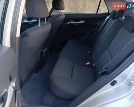 Серый Тойота Аурис, объемом двигателя 1.6 л и пробегом 158 тыс. км за 5700 $, фото 25 на Automoto.ua