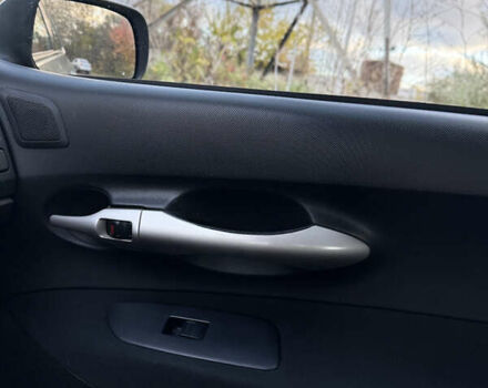 Сірий Тойота Ауріс, об'ємом двигуна 1.4 л та пробігом 260 тис. км за 6500 $, фото 7 на Automoto.ua