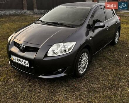 Серый Тойота Аурис, объемом двигателя 1.6 л и пробегом 178 тыс. км за 7200 $, фото 1 на Automoto.ua
