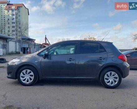 Сірий Тойота Ауріс, об'ємом двигуна 1.6 л та пробігом 195 тис. км за 6000 $, фото 6 на Automoto.ua