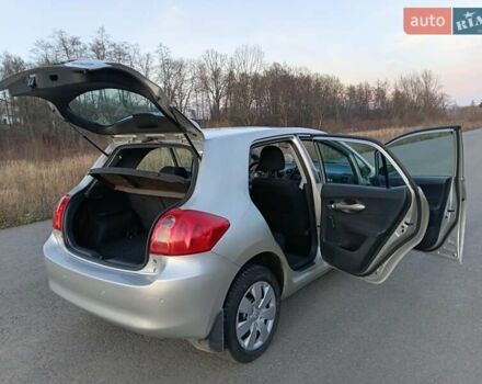 Серый Тойота Аурис, объемом двигателя 1.6 л и пробегом 158 тыс. км за 5700 $, фото 16 на Automoto.ua