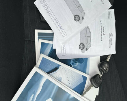 Сірий Тойота Ауріс, об'ємом двигуна 1.6 л та пробігом 211 тис. км за 6800 $, фото 30 на Automoto.ua