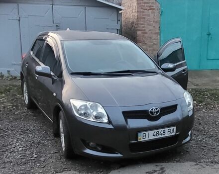 Серый Тойота Аурис, объемом двигателя 1.6 л и пробегом 178 тыс. км за 7500 $, фото 3 на Automoto.ua