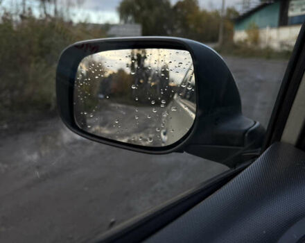 Сірий Тойота Ауріс, об'ємом двигуна 1.4 л та пробігом 260 тис. км за 6500 $, фото 4 на Automoto.ua