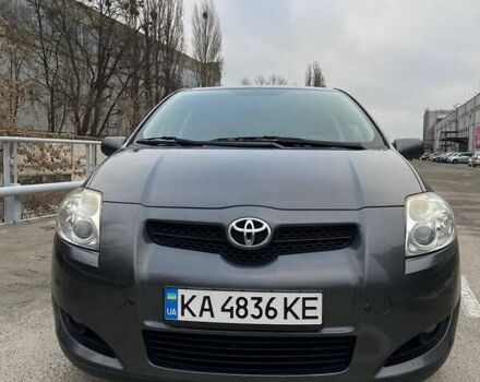 Серый Тойота Аурис, объемом двигателя 1.6 л и пробегом 129 тыс. км за 6800 $, фото 1 на Automoto.ua