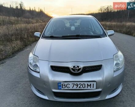 Серый Тойота Аурис, объемом двигателя 1.6 л и пробегом 158 тыс. км за 5700 $, фото 2 на Automoto.ua