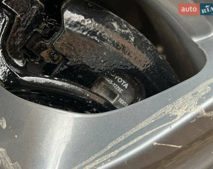 Сірий Тойота Ауріс, об'ємом двигуна 1.6 л та пробігом 211 тис. км за 6800 $, фото 28 на Automoto.ua