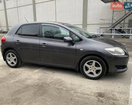 Серый Тойота Аурис, объемом двигателя 1.6 л и пробегом 129 тыс. км за 6800 $, фото 4 на Automoto.ua