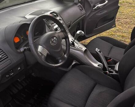 Серый Тойота Аурис, объемом двигателя 1.6 л и пробегом 178 тыс. км за 7200 $, фото 19 на Automoto.ua