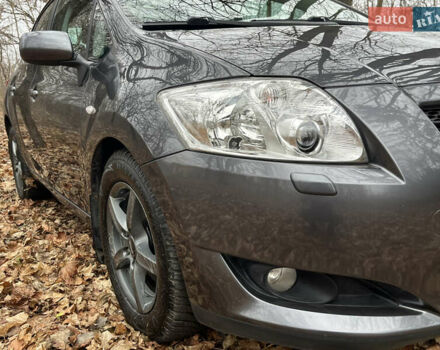 Сірий Тойота Ауріс, об'ємом двигуна 1.6 л та пробігом 211 тис. км за 6800 $, фото 6 на Automoto.ua