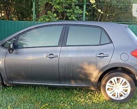 Сірий Тойота Ауріс, об'ємом двигуна 1.6 л та пробігом 200 тис. км за 6500 $, фото 1 на Automoto.ua