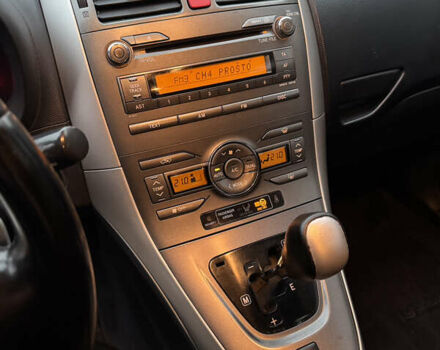 Серый Тойота Аурис, объемом двигателя 1.6 л и пробегом 200 тыс. км за 6499 $, фото 16 на Automoto.ua