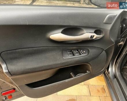 Серый Тойота Аурис, объемом двигателя 1.6 л и пробегом 178 тыс. км за 7200 $, фото 9 на Automoto.ua
