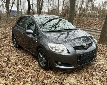 Сірий Тойота Ауріс, об'ємом двигуна 1.6 л та пробігом 211 тис. км за 6800 $, фото 3 на Automoto.ua