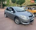 Серый Тойота Аурис, объемом двигателя 2 л и пробегом 201 тыс. км за 5500 $, фото 1 на Automoto.ua