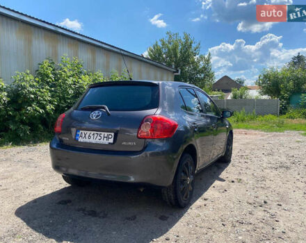 Сірий Тойота Ауріс, об'ємом двигуна 1.6 л та пробігом 112 тис. км за 5000 $, фото 4 на Automoto.ua