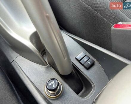 Сірий Тойота Ауріс, об'ємом двигуна 1.6 л та пробігом 90 тис. км за 7300 $, фото 18 на Automoto.ua