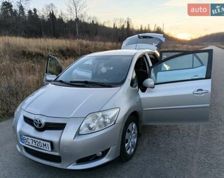 Серый Тойота Аурис, объемом двигателя 1.6 л и пробегом 158 тыс. км за 5700 $, фото 10 на Automoto.ua