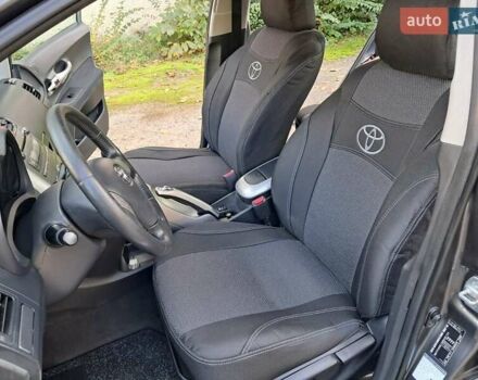 Сірий Тойота Ауріс, об'ємом двигуна 1.6 л та пробігом 181 тис. км за 5500 $, фото 17 на Automoto.ua