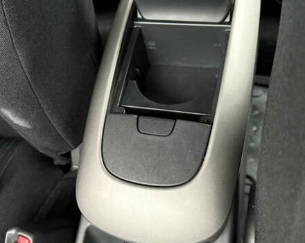 Серый Тойота Аурис, объемом двигателя 1.6 л и пробегом 99 тыс. км за 7100 $, фото 13 на Automoto.ua