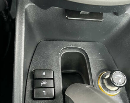 Сірий Тойота Ауріс, об'ємом двигуна 1.6 л та пробігом 211 тис. км за 6800 $, фото 27 на Automoto.ua