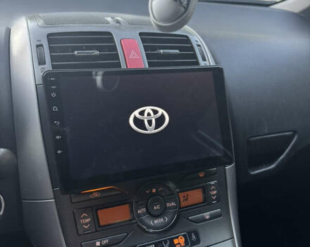 Серый Тойота Аурис, объемом двигателя 1.6 л и пробегом 168 тыс. км за 7400 $, фото 8 на Automoto.ua