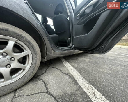 Серый Тойота Аурис, объемом двигателя 1.36 л и пробегом 282 тыс. км за 7200 $, фото 16 на Automoto.ua