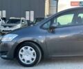 Серый Тойота Аурис, объемом двигателя 2 л и пробегом 176 тыс. км за 6500 $, фото 17 на Automoto.ua