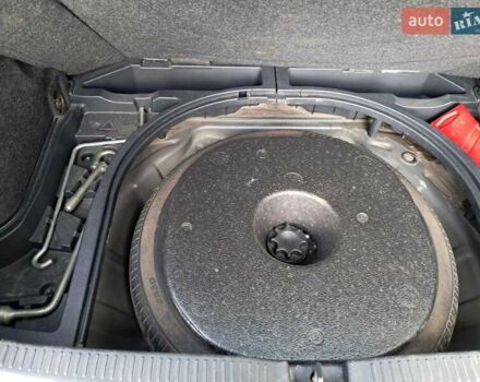 Сірий Тойота Ауріс, об'ємом двигуна 1.6 л та пробігом 181 тис. км за 5500 $, фото 4 на Automoto.ua