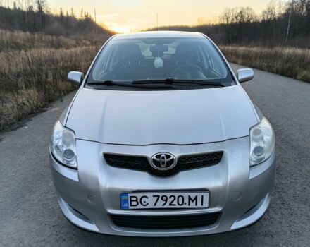 Серый Тойота Аурис, объемом двигателя 1.6 л и пробегом 158 тыс. км за 5700 $, фото 3 на Automoto.ua