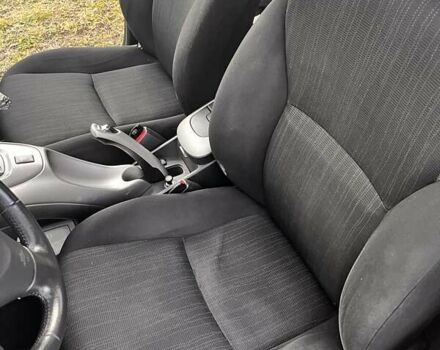 Серый Тойота Аурис, объемом двигателя 1.6 л и пробегом 178 тыс. км за 7200 $, фото 18 на Automoto.ua