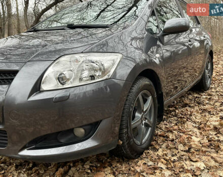 Сірий Тойота Ауріс, об'ємом двигуна 1.6 л та пробігом 211 тис. км за 6800 $, фото 7 на Automoto.ua