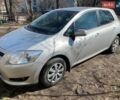 Серый Тойота Аурис, объемом двигателя 1.6 л и пробегом 315 тыс. км за 4700 $, фото 1 на Automoto.ua
