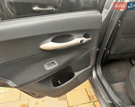 Серый Тойота Аурис, объемом двигателя 1.6 л и пробегом 178 тыс. км за 7200 $, фото 11 на Automoto.ua