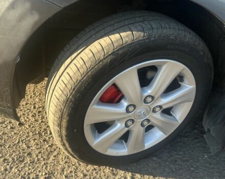 Серый Тойота Аурис, объемом двигателя 1.6 л и пробегом 268 тыс. км за 5800 $, фото 17 на Automoto.ua