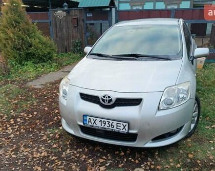 Серый Тойота Аурис, объемом двигателя 1.6 л и пробегом 183 тыс. км за 6500 $, фото 2 на Automoto.ua