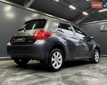 Серый Тойота Аурис, объемом двигателя 1.6 л и пробегом 210 тыс. км за 6300 $, фото 17 на Automoto.ua