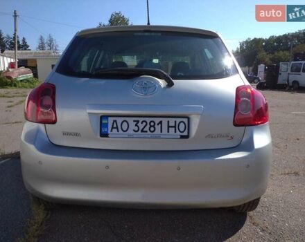 Серый Тойота Аурис, объемом двигателя 1.6 л и пробегом 170 тыс. км за 6800 $, фото 5 на Automoto.ua
