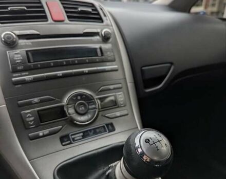 Серый Тойота Аурис, объемом двигателя 2 л и пробегом 250 тыс. км за 6900 $, фото 23 на Automoto.ua