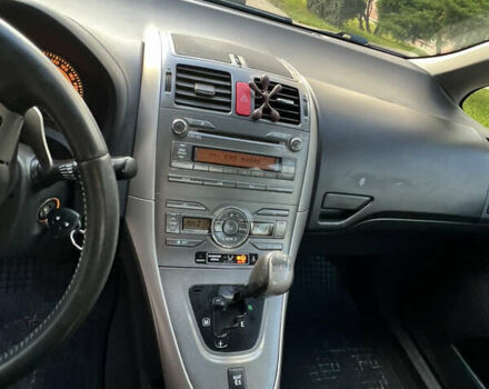 Сірий Тойота Ауріс, об'ємом двигуна 1.6 л та пробігом 215 тис. км за 5950 $, фото 9 на Automoto.ua