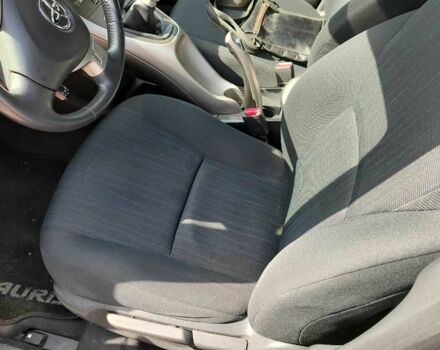 Серый Тойота Аурис, объемом двигателя 2 л и пробегом 196 тыс. км за 6000 $, фото 17 на Automoto.ua