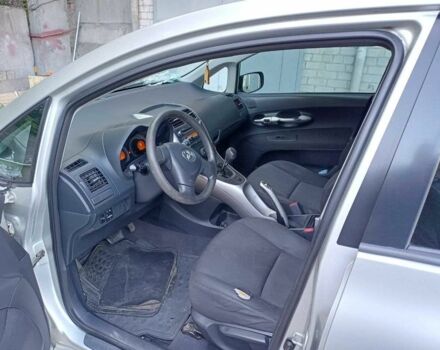 Тойота Аурис 2008 в Днепре (Днепропетровске) на Automoto.ua Серый Тойота Аурис, объемом двигателя 1.6 л и пробегом 227 тыс. км за 5200 $, фото 13 на Automoto.ua
