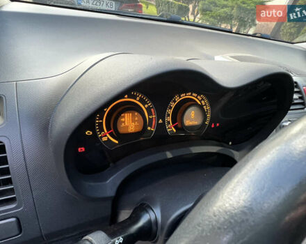 Сірий Тойота Ауріс, об'ємом двигуна 1.6 л та пробігом 215 тис. км за 5950 $, фото 7 на Automoto.ua